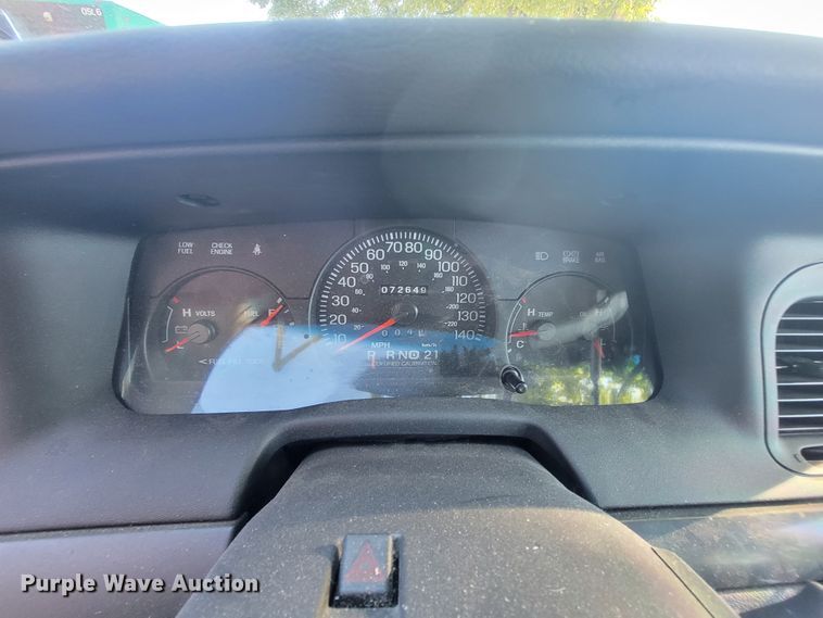 image for item IE9290 2005 Ford Crown Victoria Police Interceptor