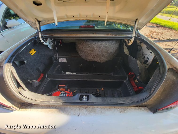 image for item IE9290 2005 Ford Crown Victoria Police Interceptor