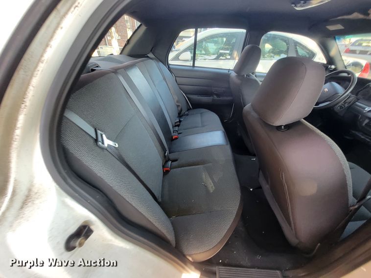 image for item IE9290 2005 Ford Crown Victoria Police Interceptor