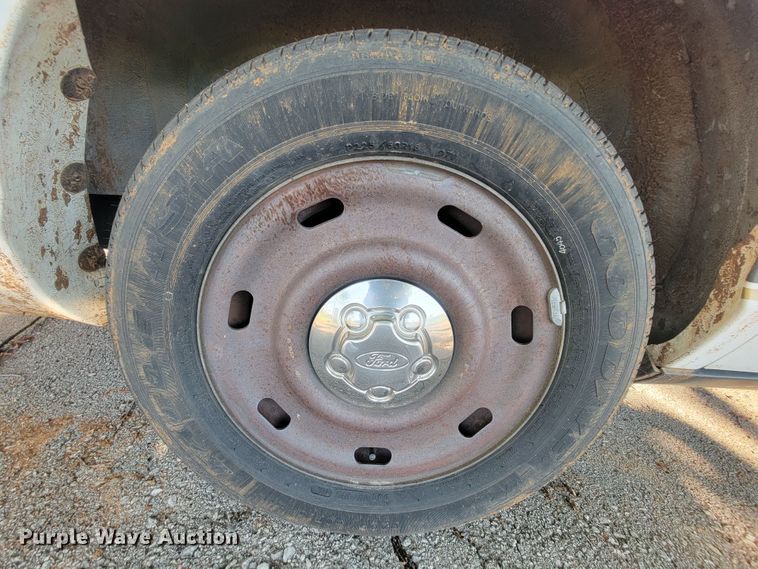 image for item IE9290 2005 Ford Crown Victoria Police Interceptor