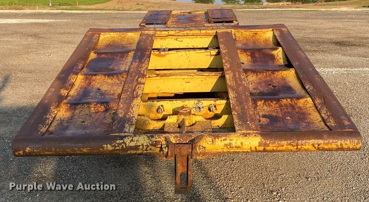 image for item IE9415 1978 Birmingham 835 FLS  equipment trailer