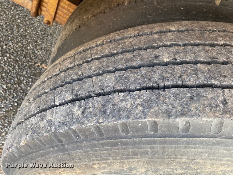 image for item IE9415 1978 Birmingham 835 FLS  equipment trailer