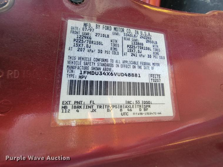 image for item IF9966 1997 Ford Explorer XLT  SUV