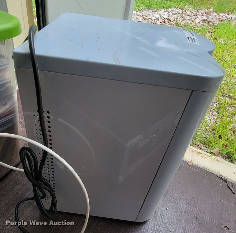 image for item IF9969 Office supplies and equipment