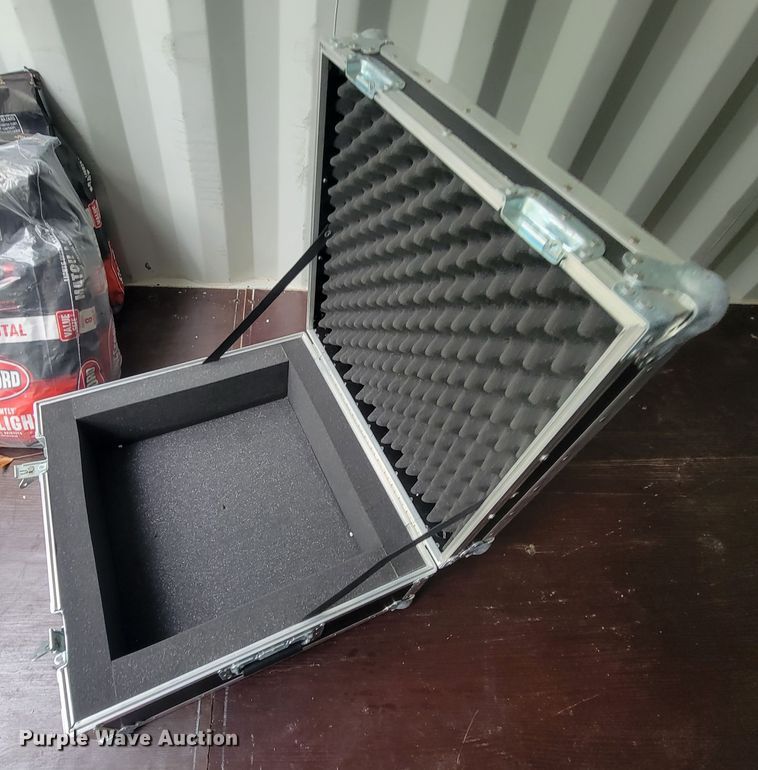 image for item IF9969 Office supplies and equipment