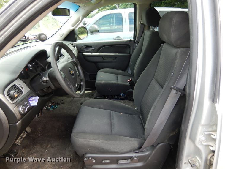 image for item II9584 2011 Chevrolet Tahoe Police  SUV