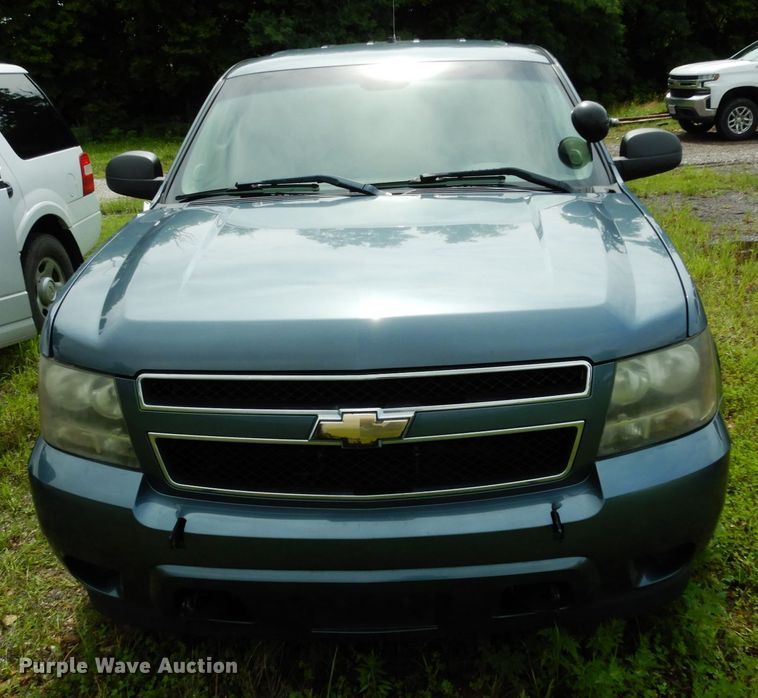 image for item II9585 2010 Chevrolet Tahoe  SUV