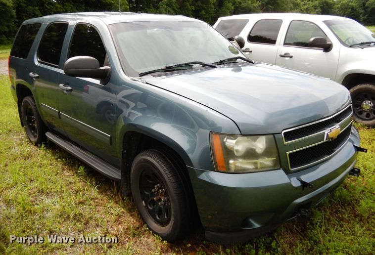 image for item II9585 2010 Chevrolet Tahoe  SUV