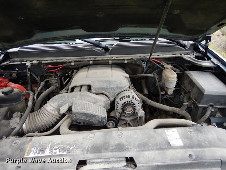 image for item II9585 2010 Chevrolet Tahoe  SUV