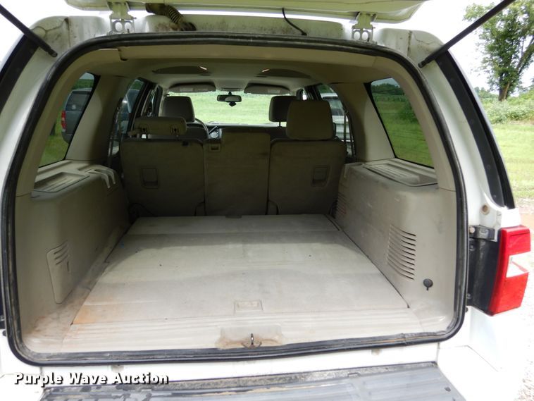 image for item II9586 2008 Ford Expedition  SUV