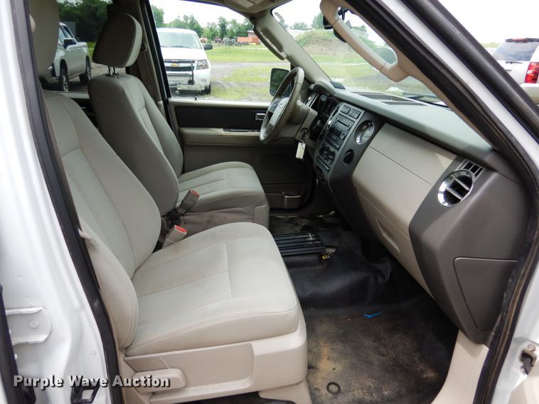 image for item II9586 2008 Ford Expedition  SUV