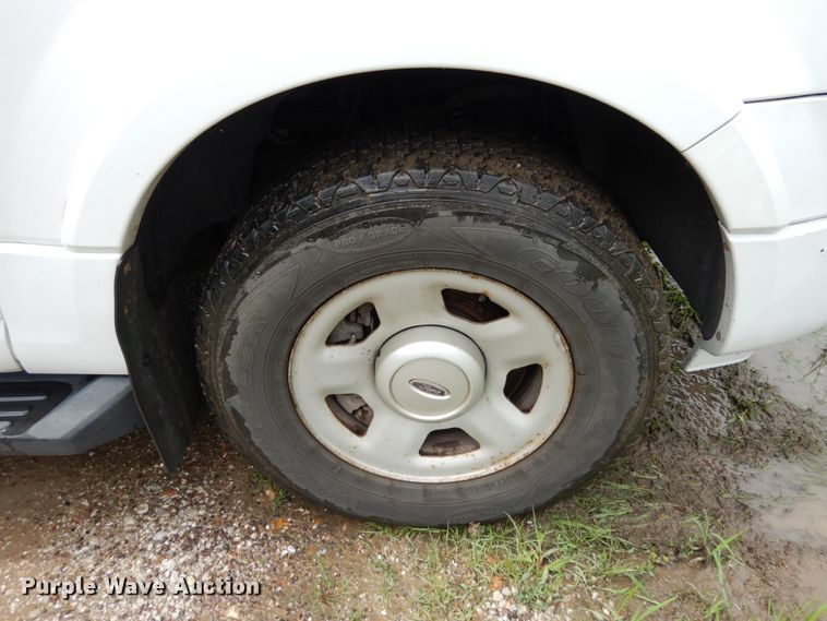 image for item II9586 2008 Ford Expedition  SUV