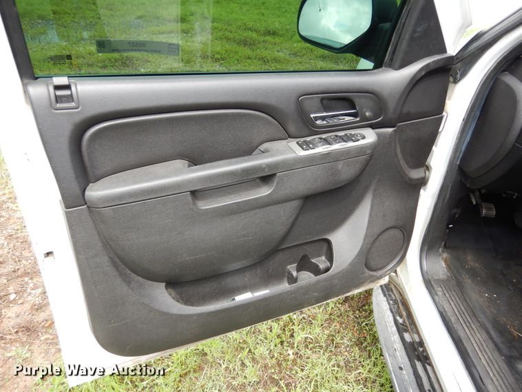 image for item II9587 2011 Chevrolet Tahoe Police  SUV