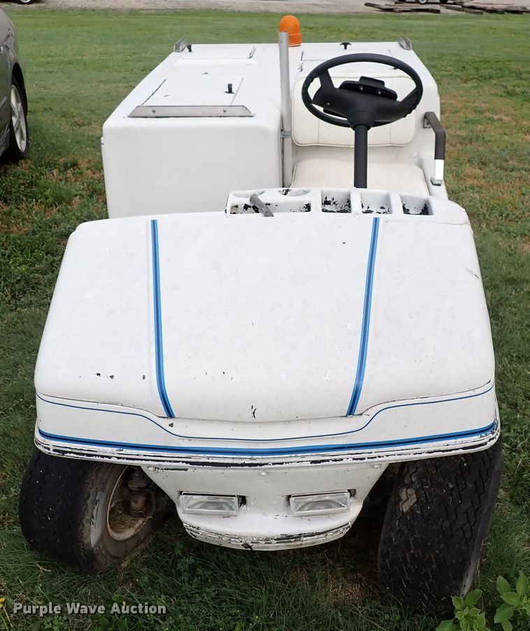 image for item IJ9833 Ez-go BC-660  beverage cart