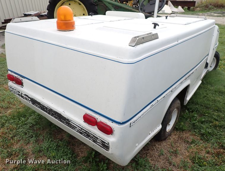 image for item IJ9833 Ez-go BC-660  beverage cart