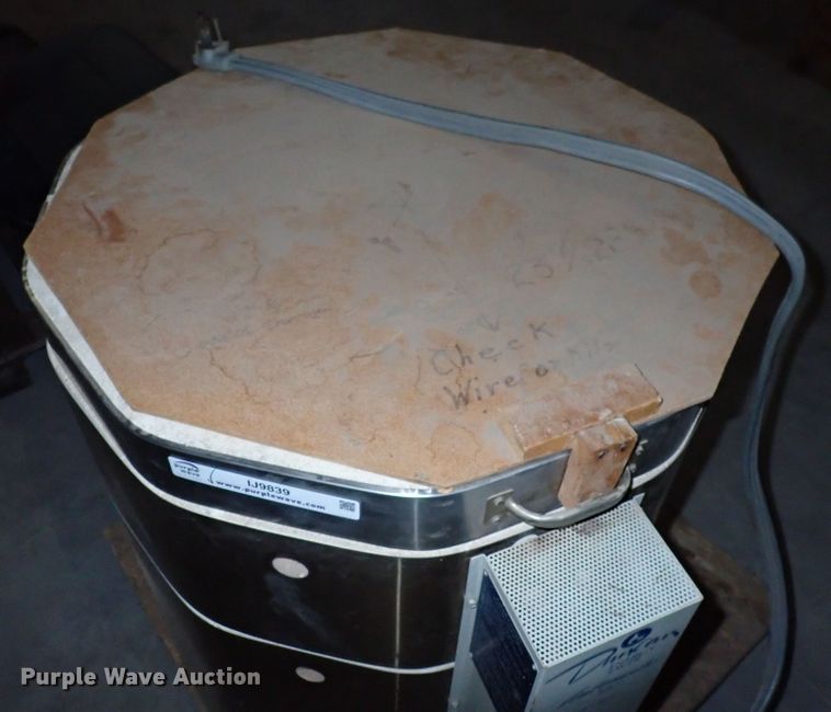 image for item IJ9839 Duncan LT-3K  kiln