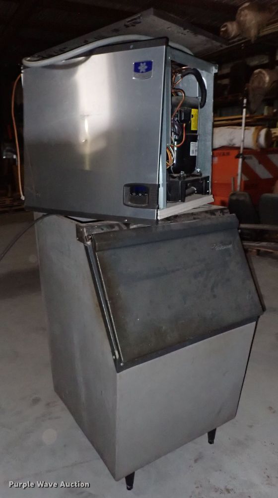 Manitowoc ice machine in Rose Hill, KS Item IJ9850 sold Purple Wave