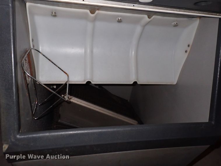 image for item IJ9850 Manitowoc  ice machine