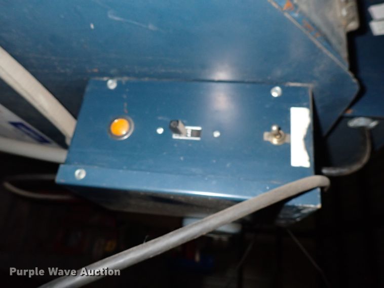 image for item IJ9858 Graymills Tempest  sandblasting cabinet