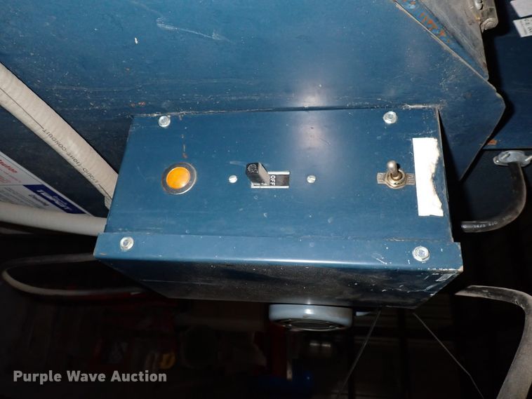 image for item IJ9858 Graymills Tempest  sandblasting cabinet