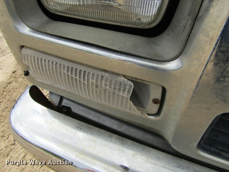 image for item IL9407 1992 Dodge Ram 150  pickup truck