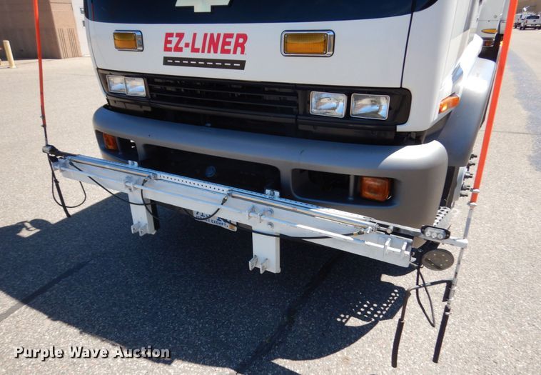 image for item IL9825 2002 Chevrolet T7500  paint striper truck