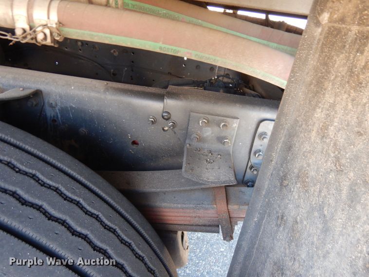 image for item IL9825 2002 Chevrolet T7500  paint striper truck