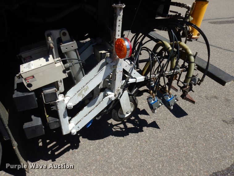 image for item IL9825 2002 Chevrolet T7500  paint striper truck