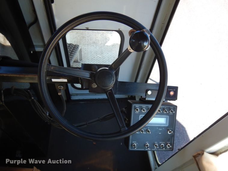 image for item IL9825 2002 Chevrolet T7500  paint striper truck