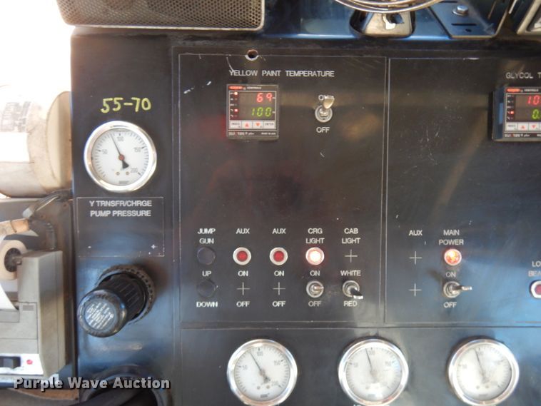 image for item IL9825 2002 Chevrolet T7500  paint striper truck