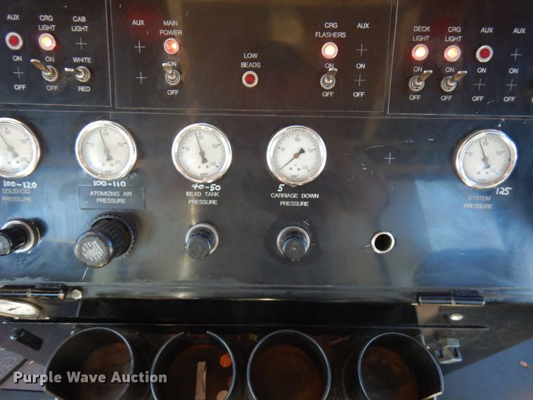 image for item IL9825 2002 Chevrolet T7500  paint striper truck