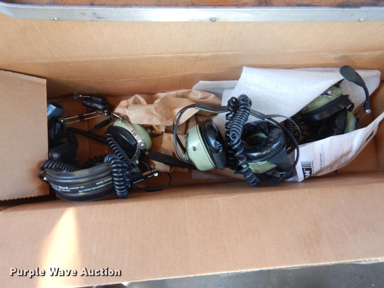 image for item IL9825 2002 Chevrolet T7500  paint striper truck