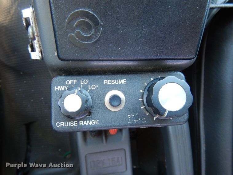 image for item IL9825 2002 Chevrolet T7500  paint striper truck