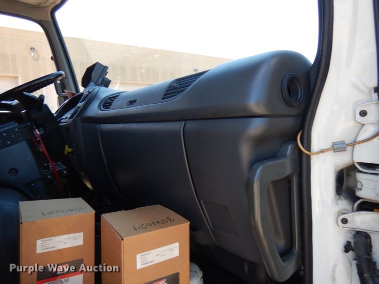 image for item IL9825 2002 Chevrolet T7500  paint striper truck