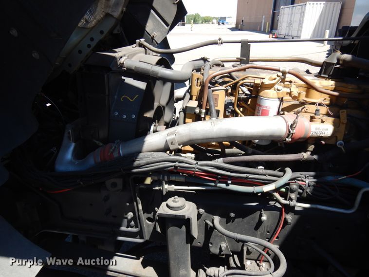 image for item IL9825 2002 Chevrolet T7500  paint striper truck