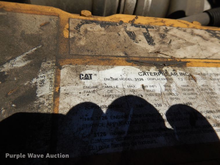 image for item IL9825 2002 Chevrolet T7500  paint striper truck