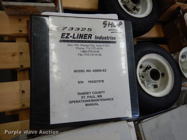 image for item IL9825 2002 Chevrolet T7500  paint striper truck