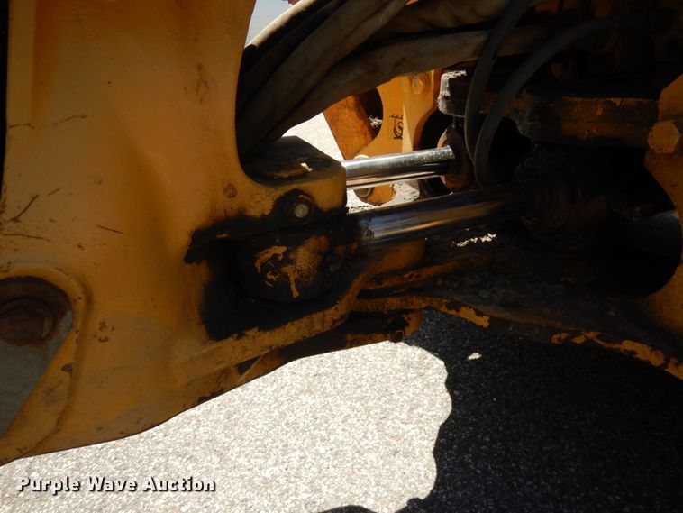 image for item IL9826 1999 John Deere 310E  backhoe