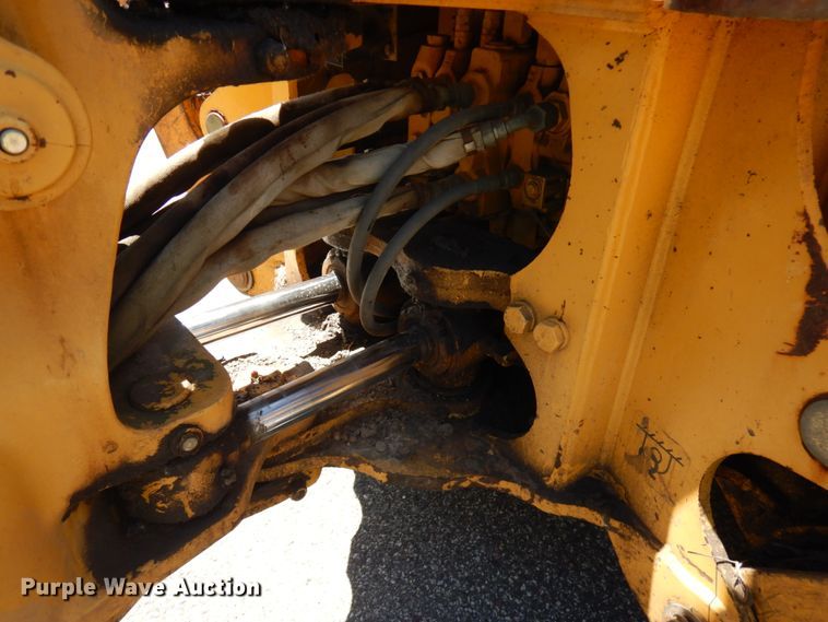 image for item IL9826 1999 John Deere 310E  backhoe