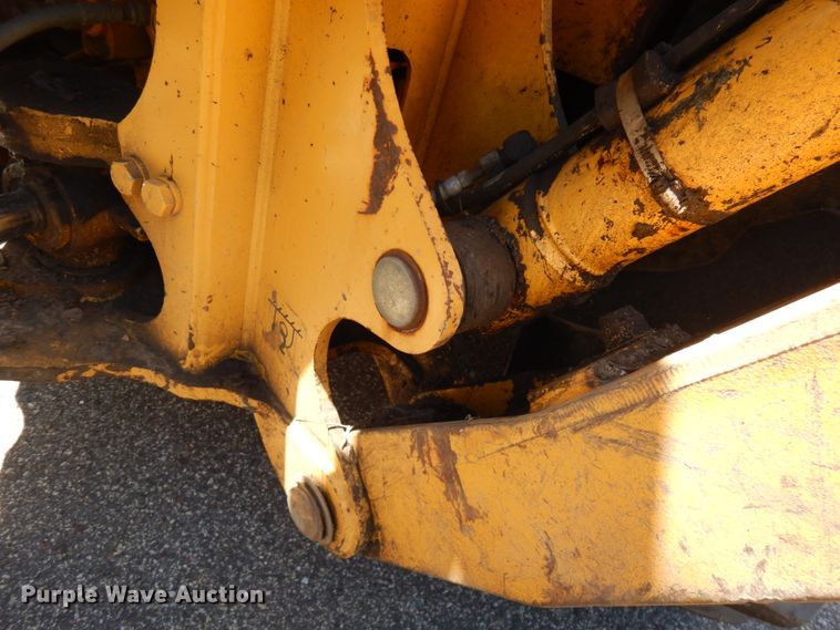 image for item IL9826 1999 John Deere 310E  backhoe