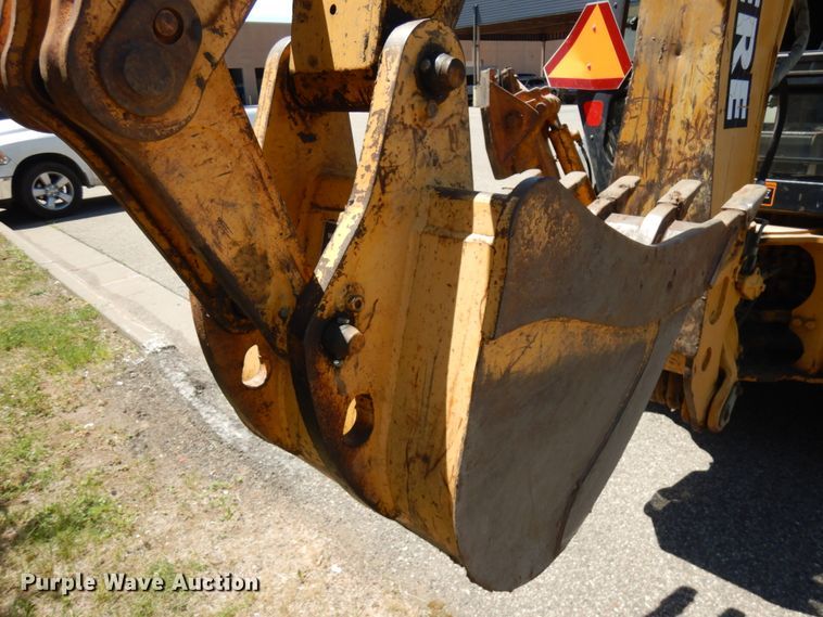 image for item IL9826 1999 John Deere 310E  backhoe