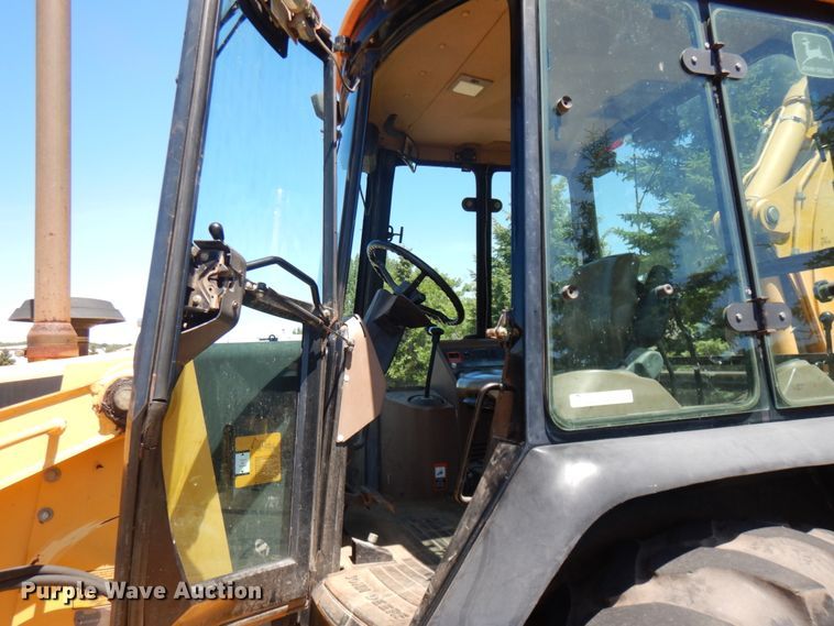 image for item IL9826 1999 John Deere 310E  backhoe