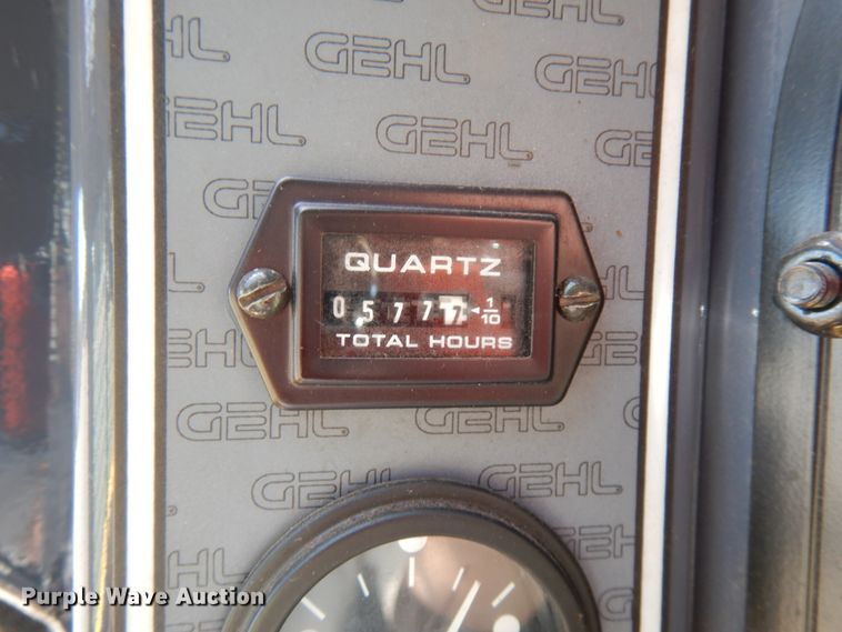 image for item IL9827 2005 Gehl 5640  skid steer loader