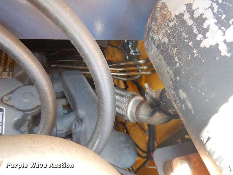 image for item IL9827 2005 Gehl 5640  skid steer loader