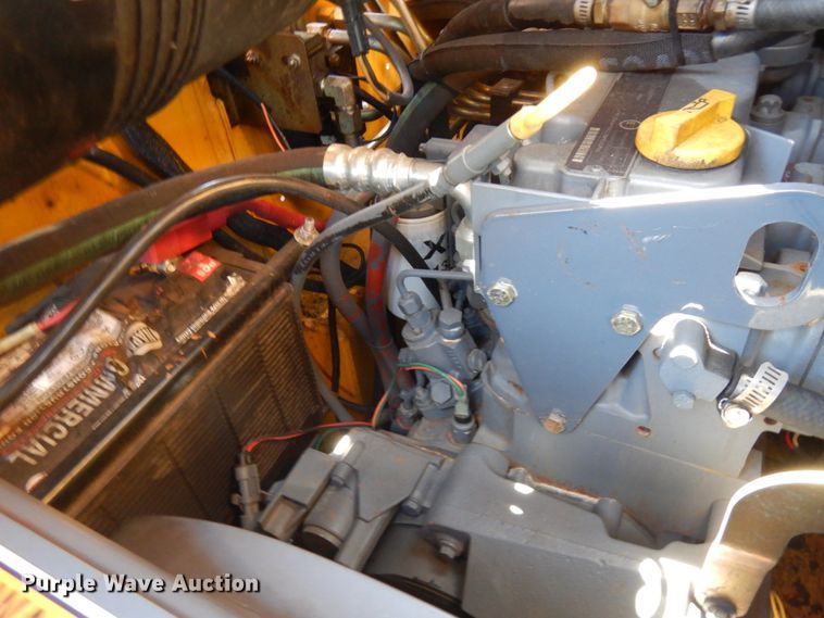 image for item IL9827 2005 Gehl 5640  skid steer loader