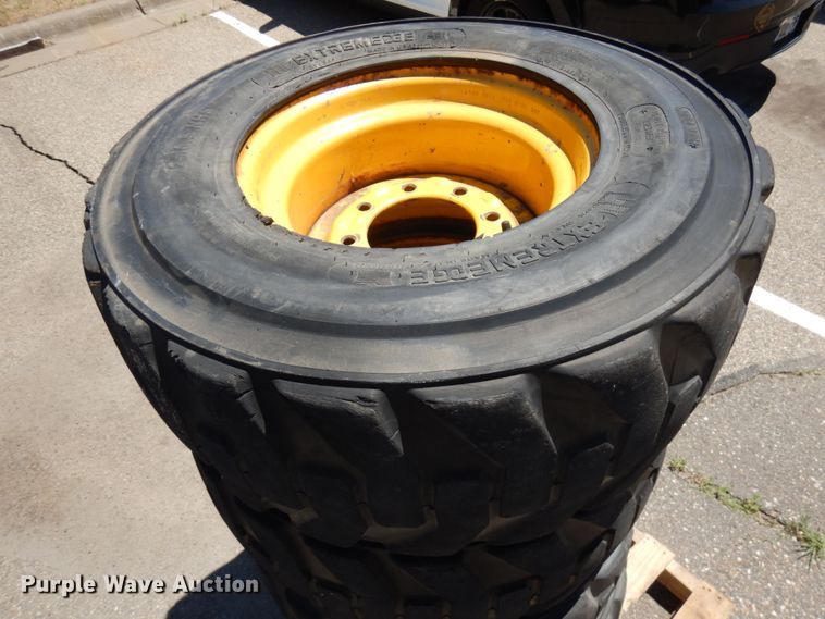 image for item IL9827 2005 Gehl 5640  skid steer loader