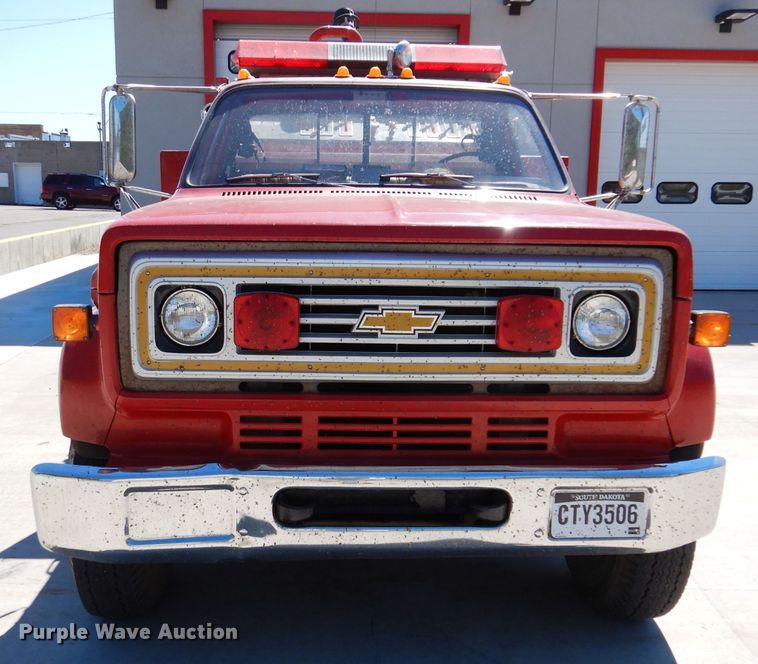 image for item IQ9641 1989 Chevrolet C70  pumper fire truck