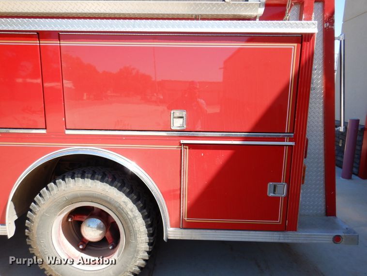 image for item IQ9641 1989 Chevrolet C70  pumper fire truck
