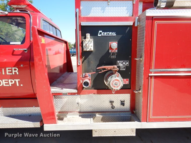 image for item IQ9641 1989 Chevrolet C70  pumper fire truck
