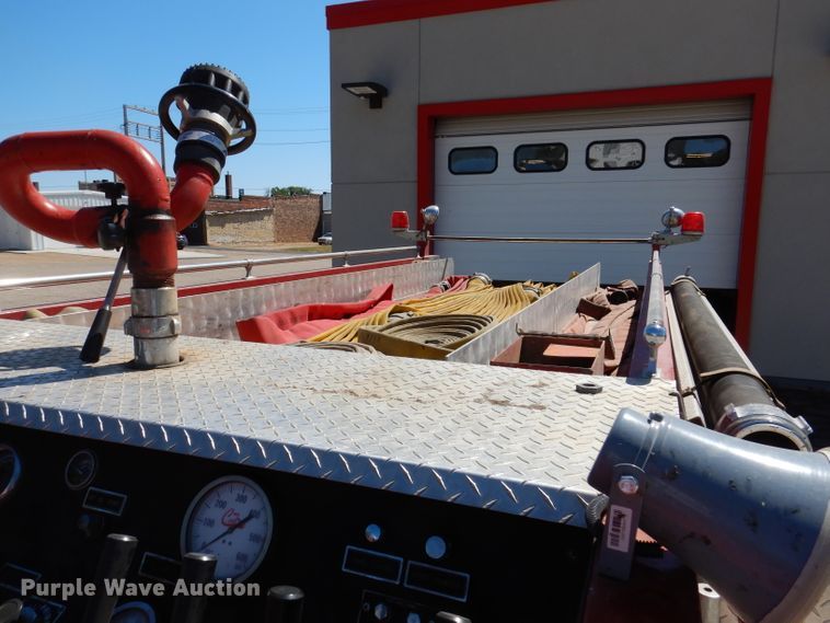 image for item IQ9641 1989 Chevrolet C70  pumper fire truck